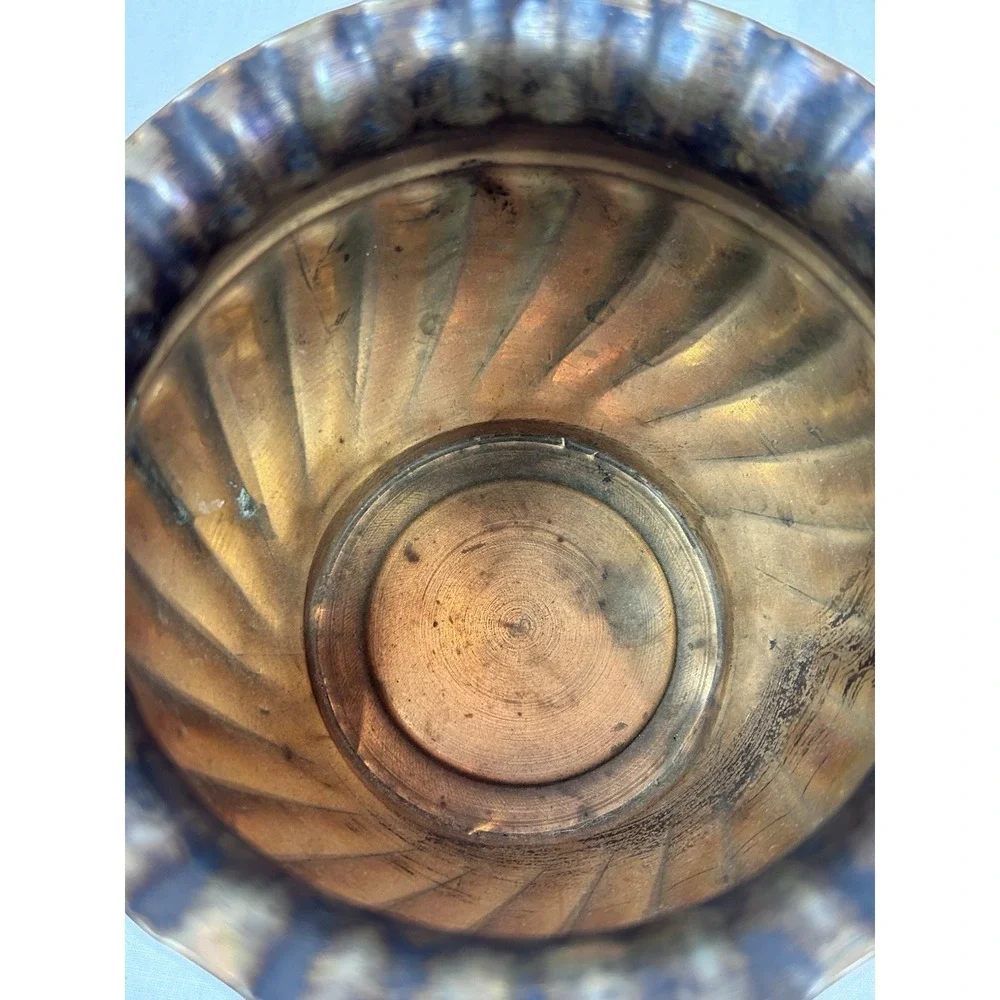 vtg copper planter bowl with rope and tassel detail Ruffled - Picture 3 of 9